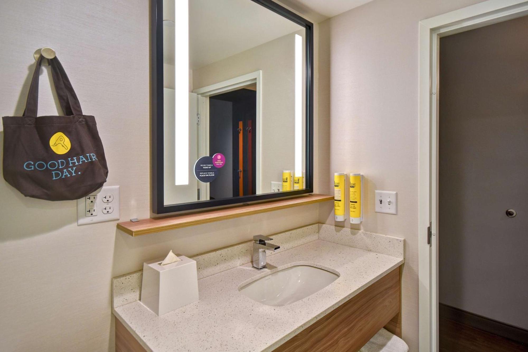 Tru By Hilton Manchester Downtown المظهر الخارجي الصورة
